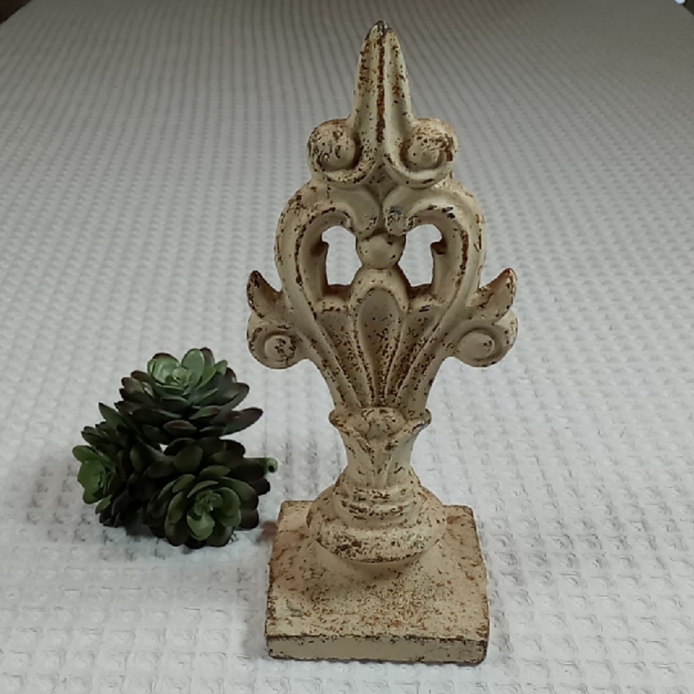 Antique Cast Iron Architectural  Fence Post Finial/Topper Shabby Chic Cream